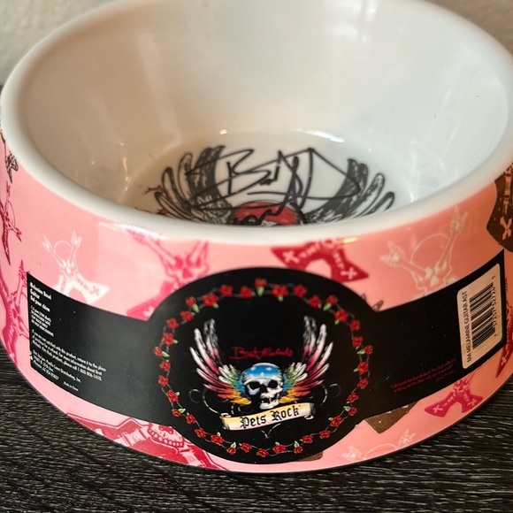 Autographed Bret Michaels ‘Pets Rock’ pink dog bowl - Picture 4 of 8